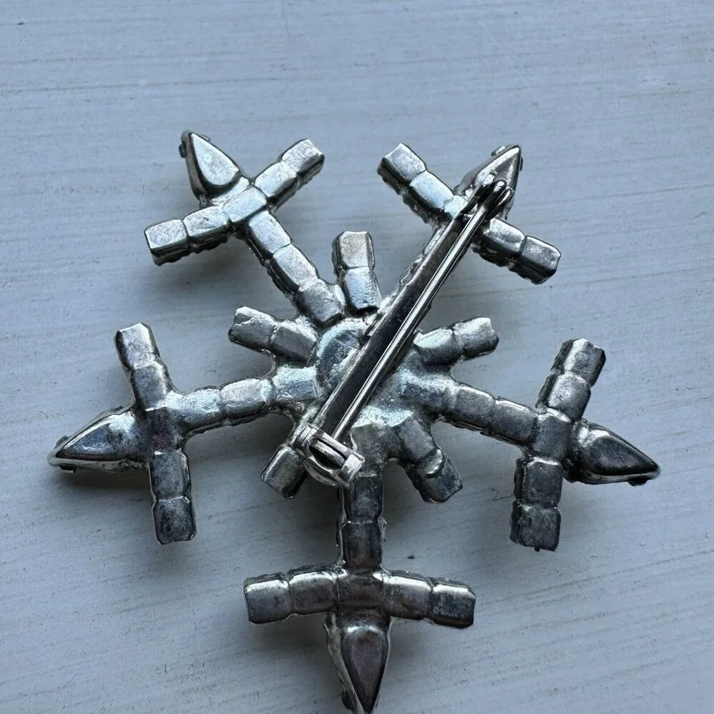 VTG Brooch Pin 1.75‎ Inch Starburst Snowflake Aurora Borealis Rhinestone Silver